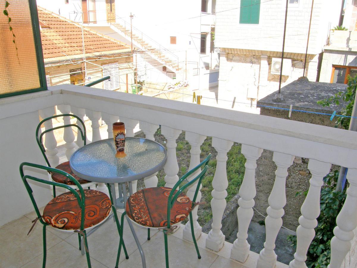 Apartments Jurica Primošten Екстериор снимка