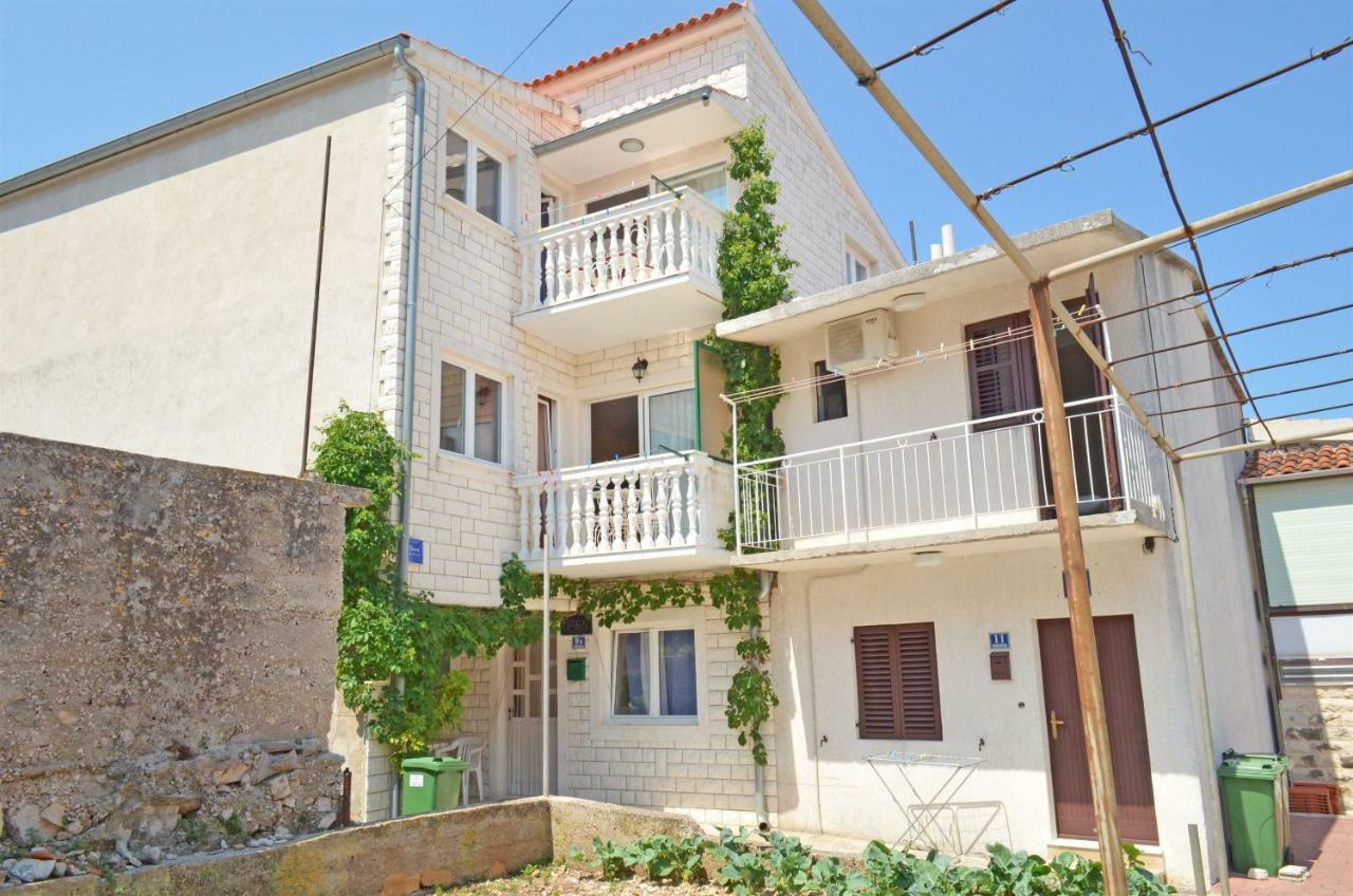 Apartments Jurica Primošten Екстериор снимка